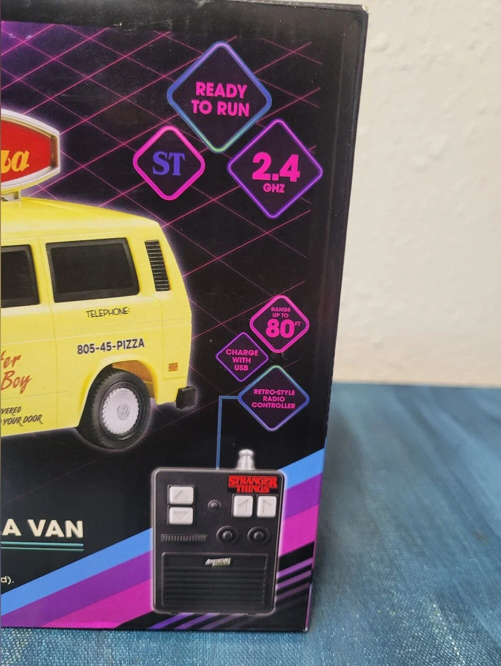 Stranger Things Surfer Boy Pizza Van Radio Controlled Vehicle